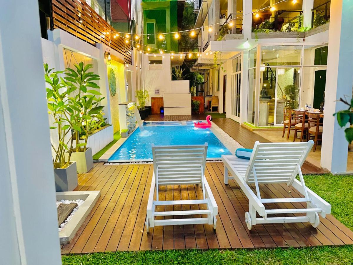 8 Plus Luxury Apartments Negombo Ngoại thất bức ảnh