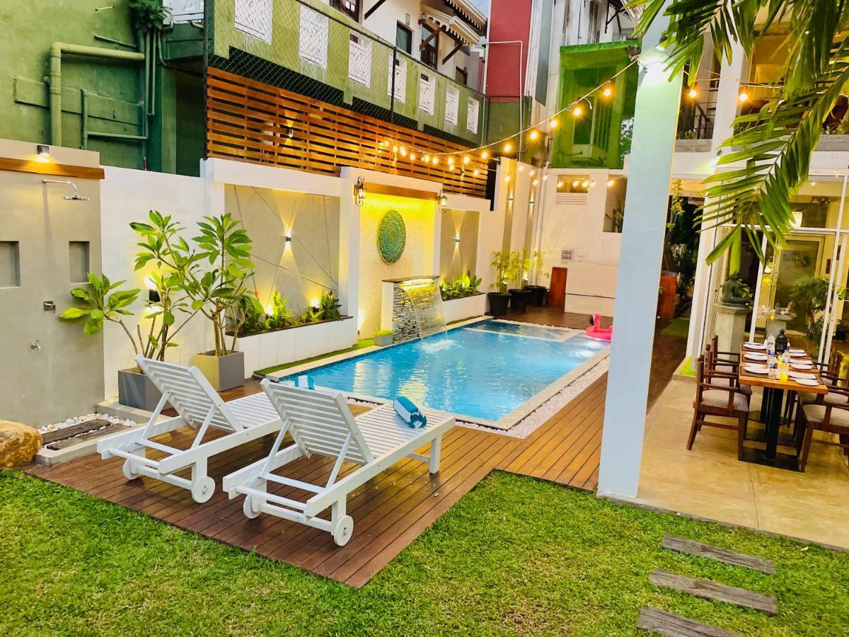 8 Plus Luxury Apartments Negombo Ngoại thất bức ảnh