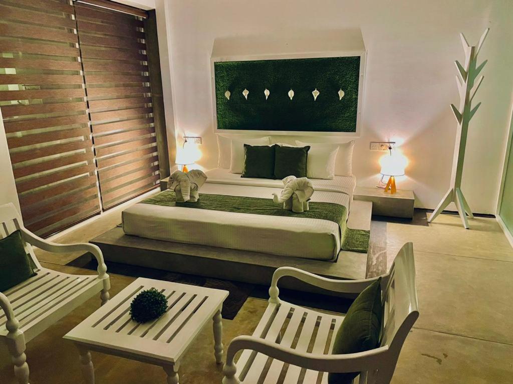 8 Plus Luxury Apartments Negombo Ngoại thất bức ảnh