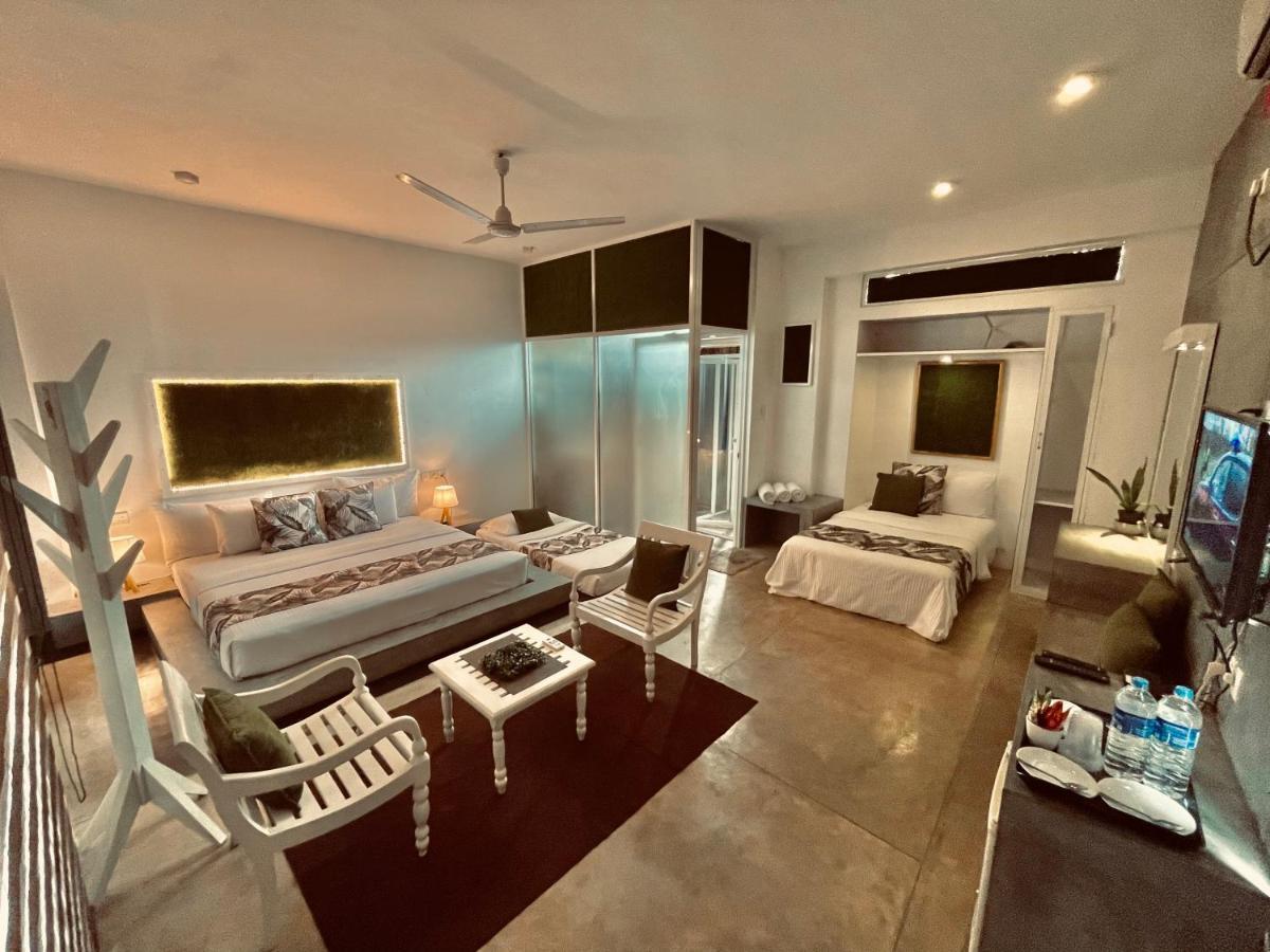 8 Plus Luxury Apartments Negombo Ngoại thất bức ảnh
